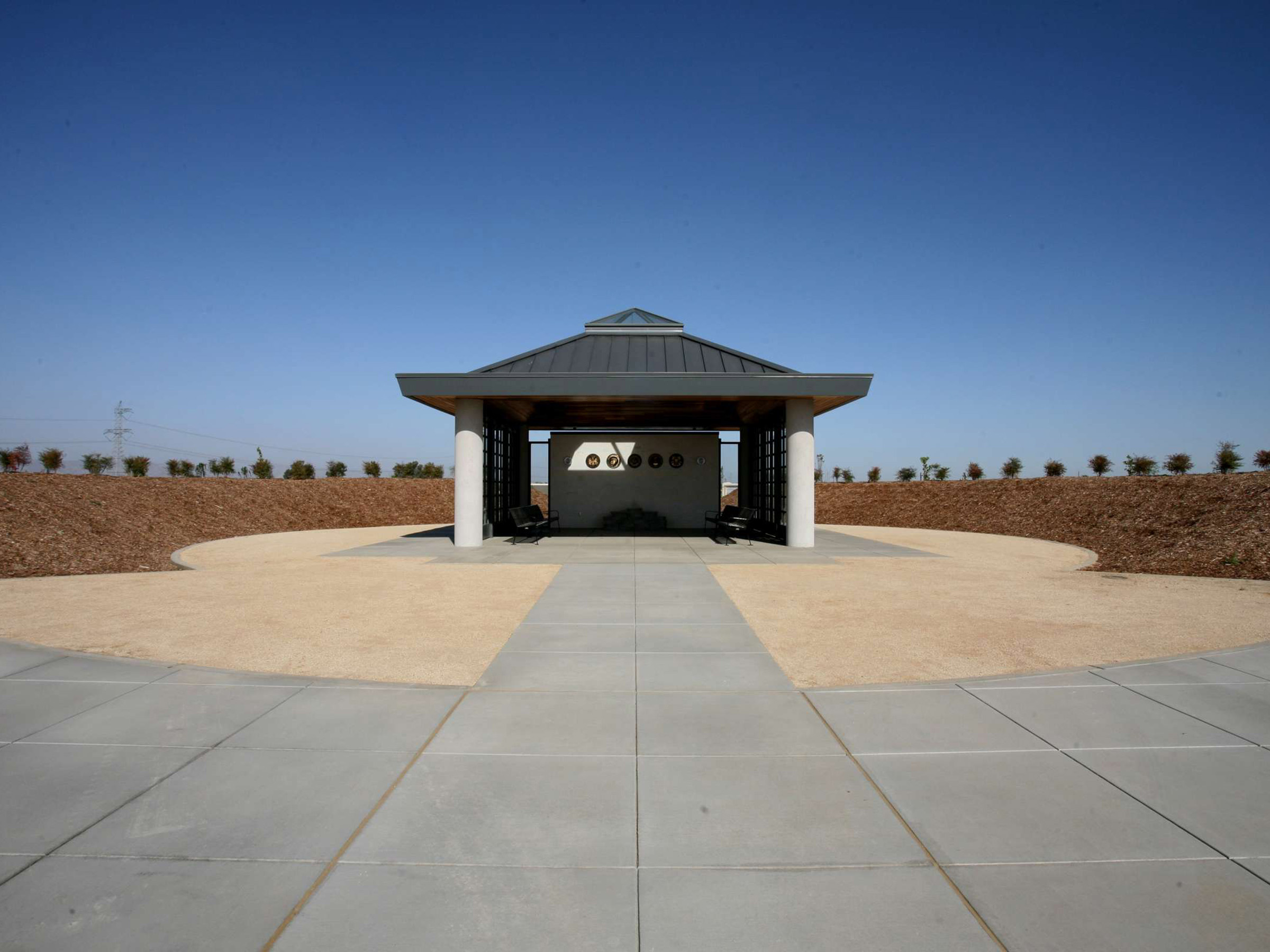 Sacramento Valley National Cemetery Dreyfuss + Blackford Architecture
