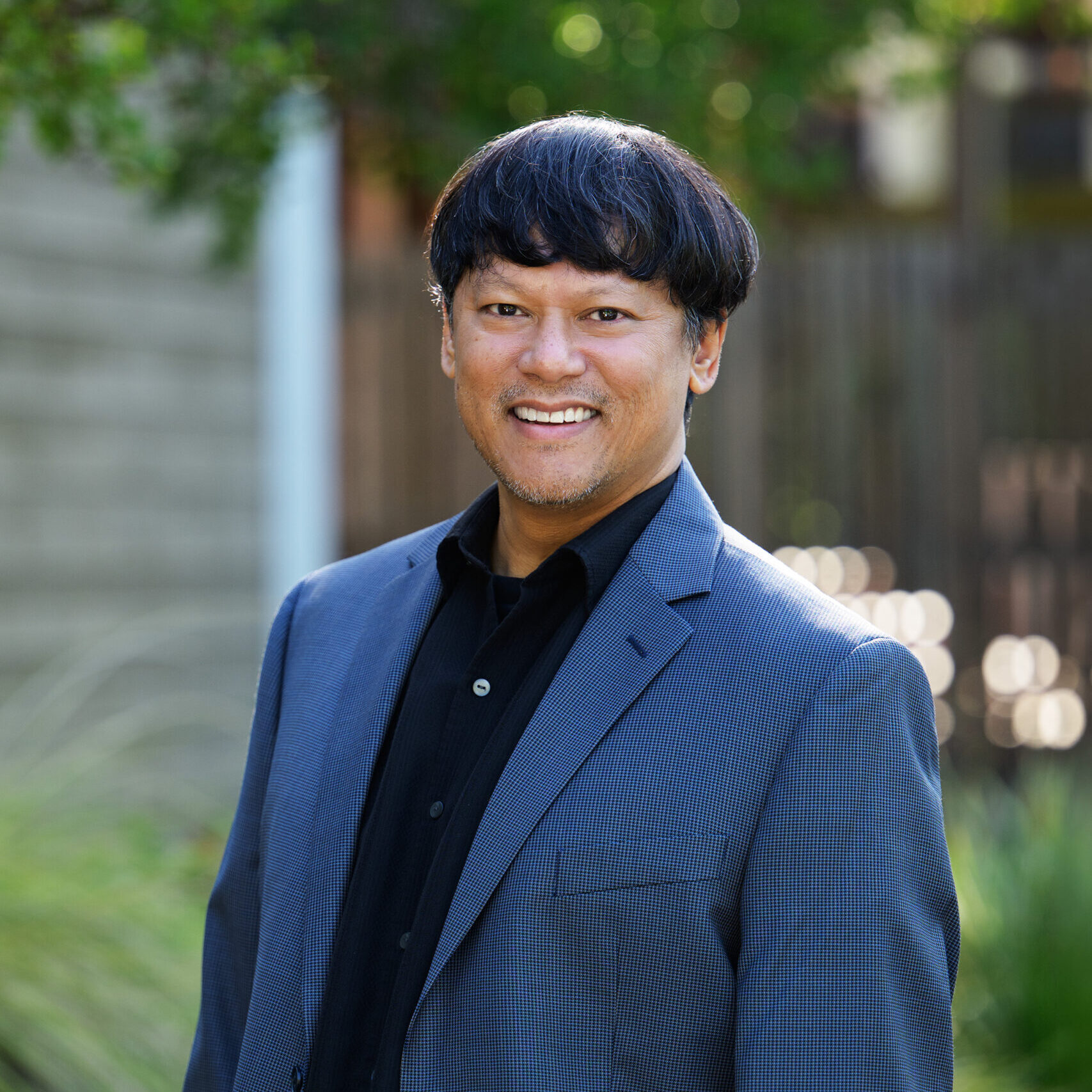Portrait of Jeff Nokkeo